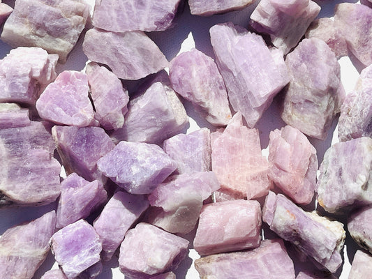 Kunzite Raw Stone, Rough Kunzite, Natural Kunzite Healing Crystal,  Large Kunzite Chunk Lovers Crystal Gift , Love Crystals