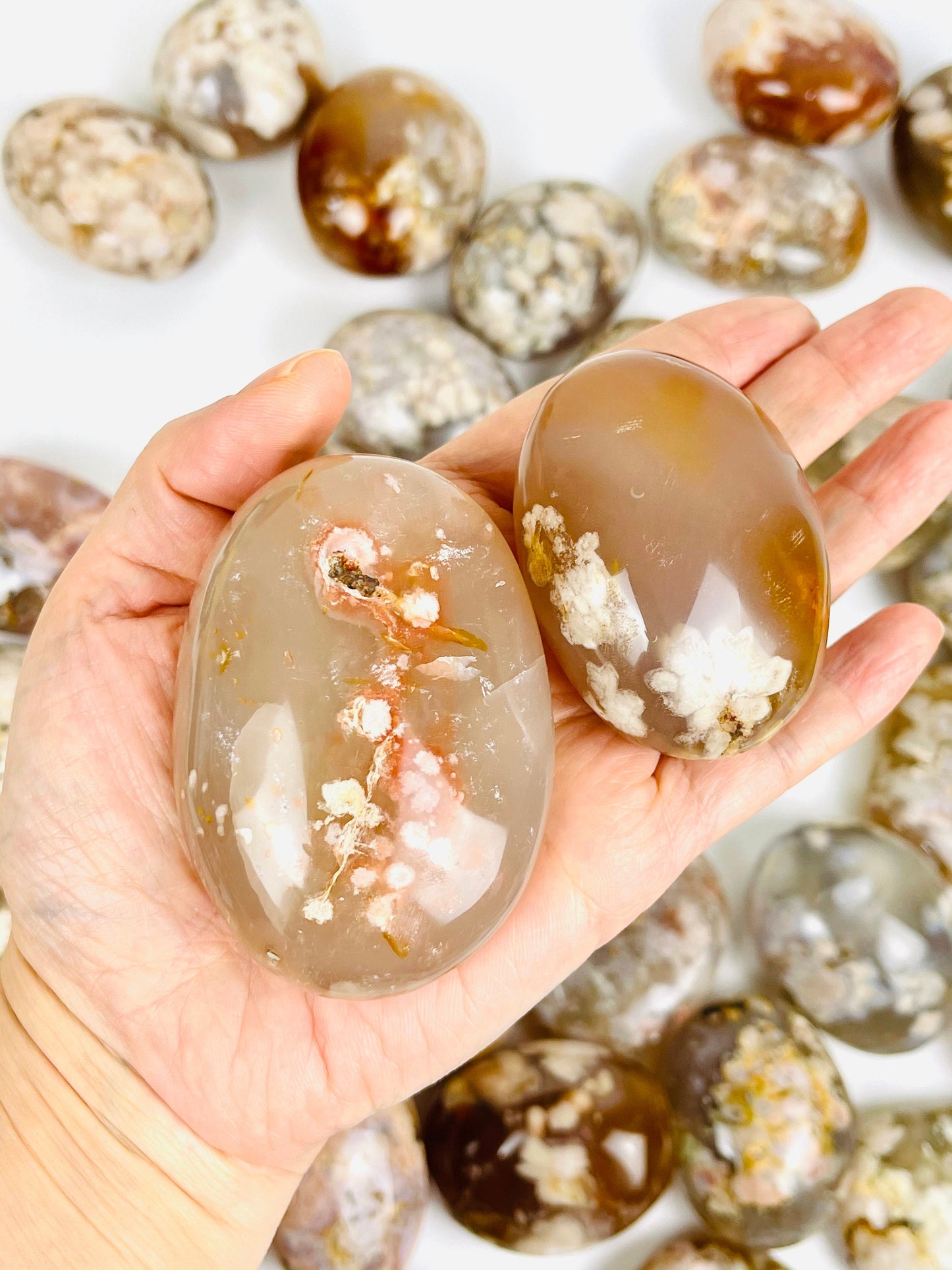 Flower Agate Palm Stone