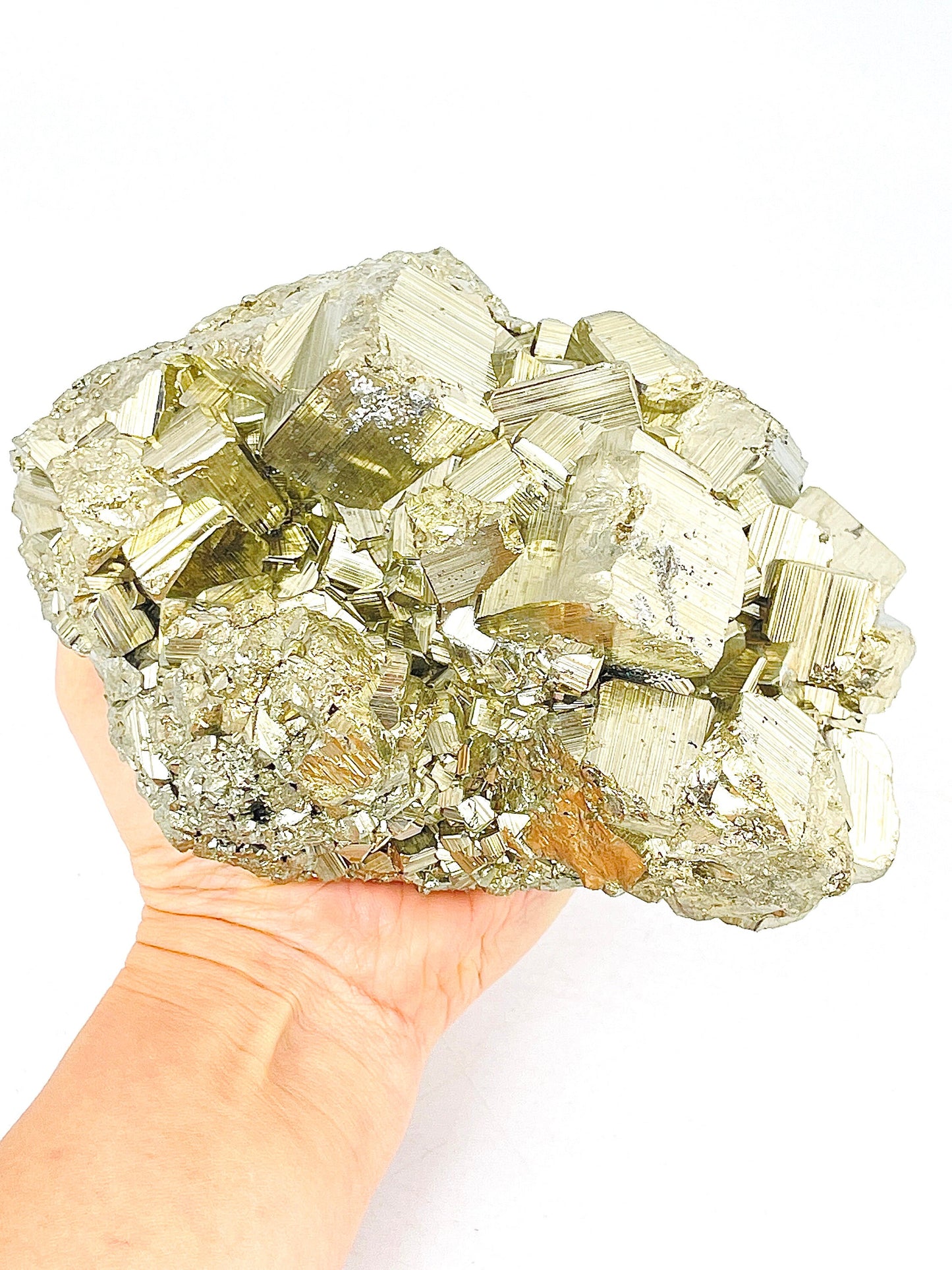 2.8kg Sparkling Pyrite Crystal,