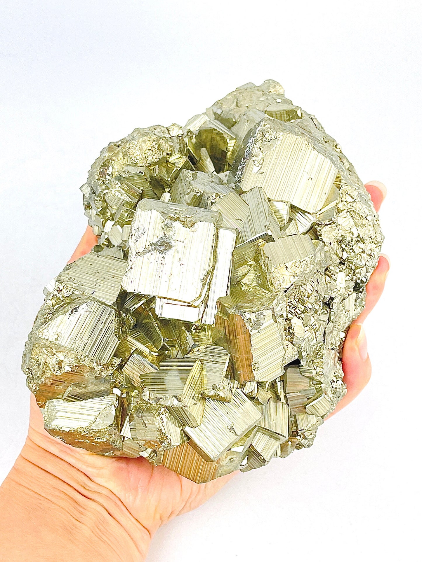 2.8kg Sparkling Pyrite Crystal,