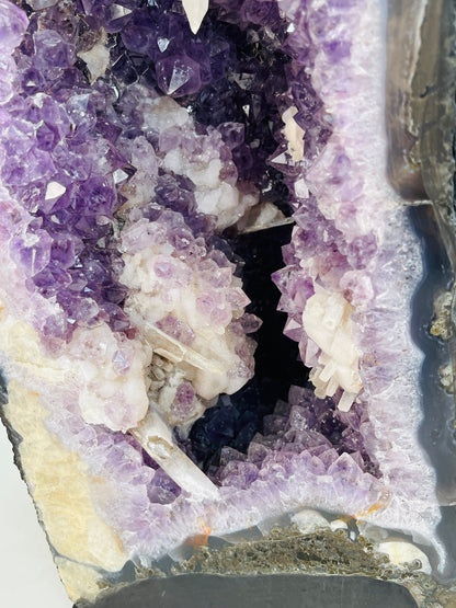 Amethyst Cathedral, 14kg amethyst cathedral geode