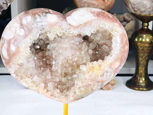 Pink Amethyst Heart, Statement Piece Large Pink Amethyst Druzy Heart on Metal Stand, Pink Amethyst Crystal Heart, Crystal Heart,Crystal Gift