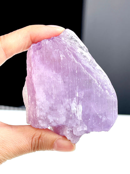 149g Afghanistan Kunzite Mineral Specimen