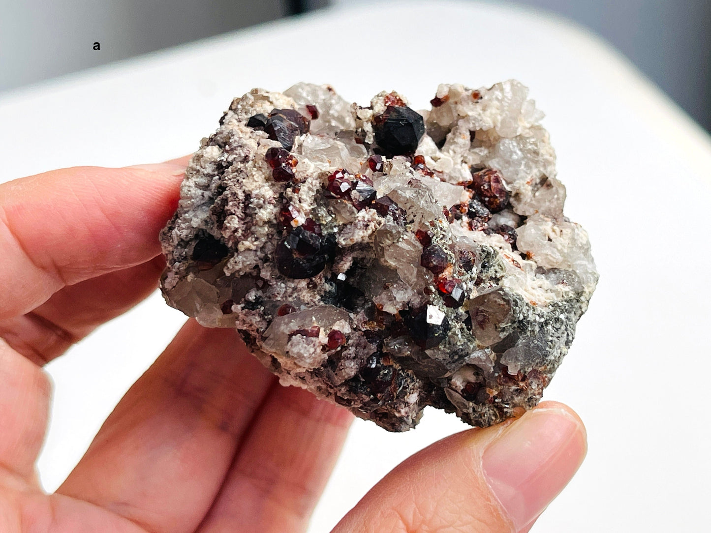 Spessartite Garnet Specimen from Tongbei, Fujian, CHINA ,  Garnet Crystal Specimen, Spessartite Garnet Specimen