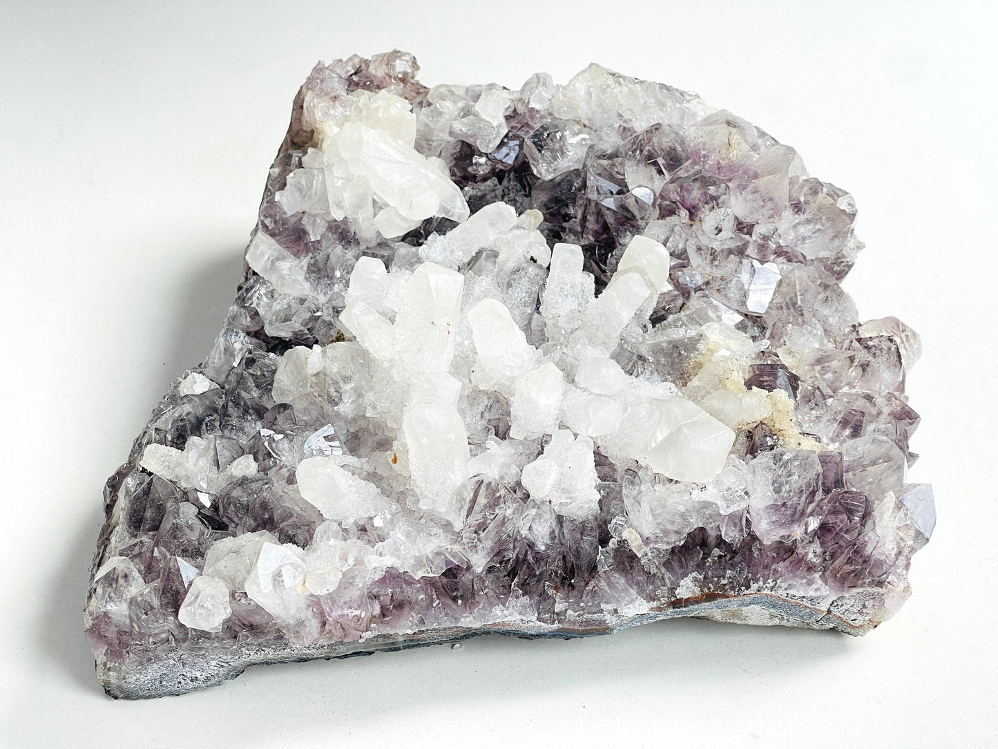 2.9kg Exquisite Amethyst with Calcite Mineral Specimen