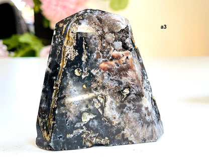 Super Extra Quality Agate Druzy Tower Point,