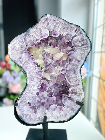 15.8kg Amethyst On Stand