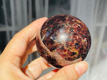 Gemy Garnet Sphere -1