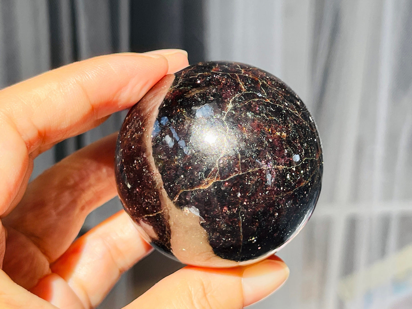 Gemy Garnet Sphere -3