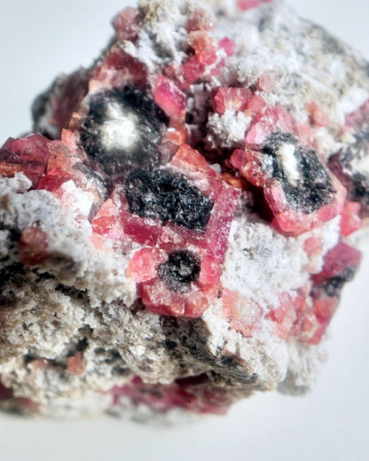 New Find !! High Grade Rare Raspberry Pink Garnet Mineral Specimen ~ Coahuila, Mexico -3