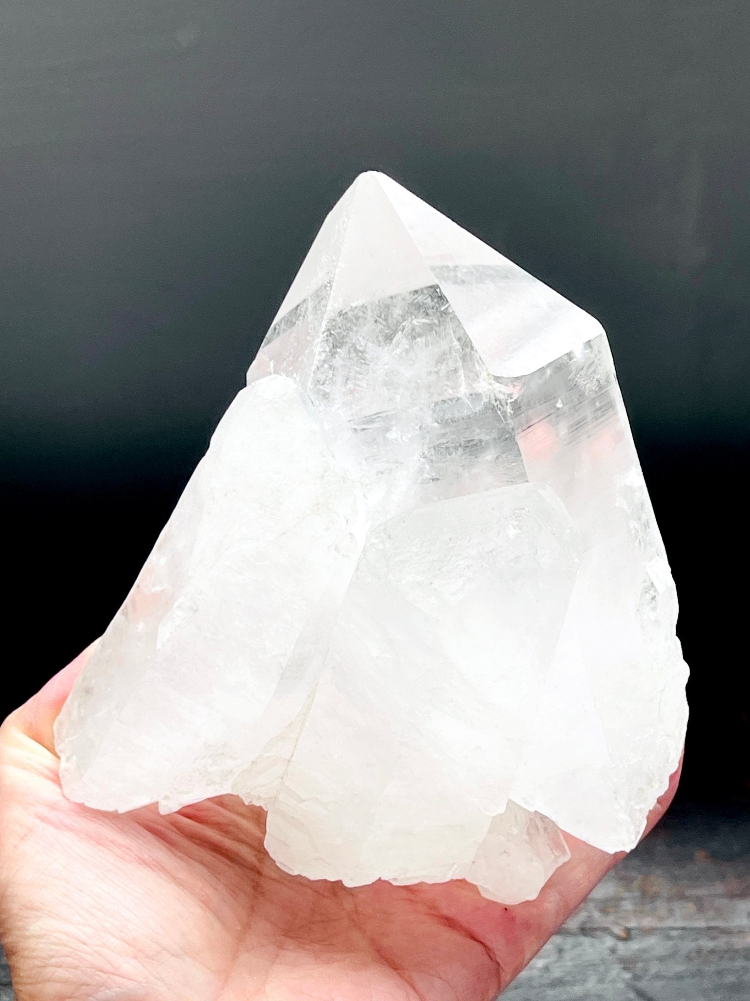 Natural Quartz Crystal, 1kg Large Quartz Crystal with big points, Healing Crystals, Crystal Gift -3 - Million Years Crystal