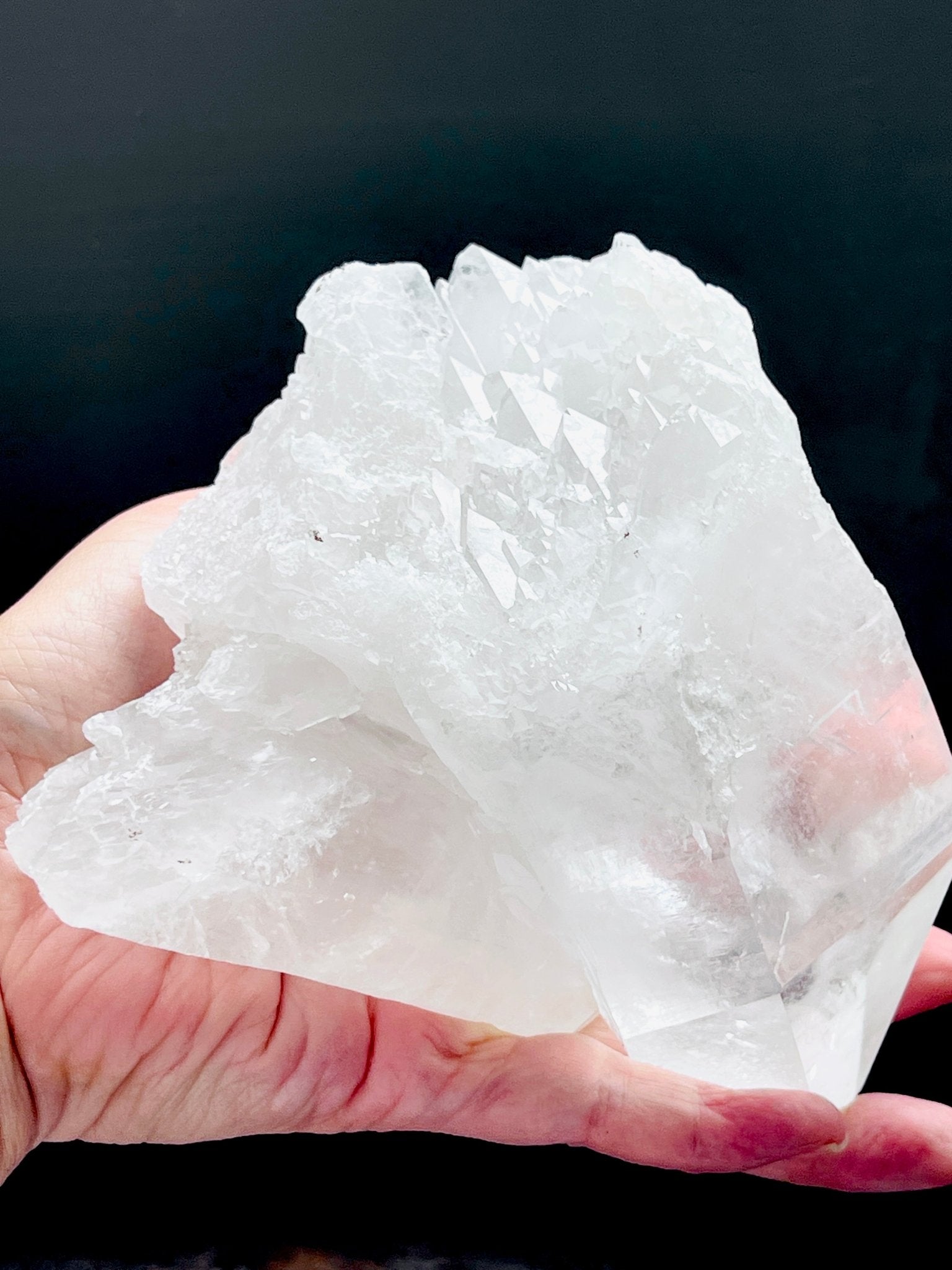Natural Quartz Crystal, 1kg Large Quartz Crystal with big points, Healing Crystals, Crystal Gift -3 - Million Years Crystal