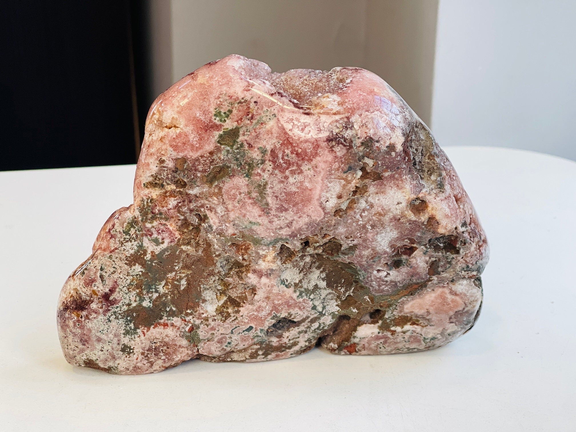 Pink Amethyst, 1.55kg Pink Amethyst Freefrom with Quartz Druzy, Pink Amethyst Stand, Pink Amethyst Crystal,Crystal Gift,Home decor - Million Years Crystal