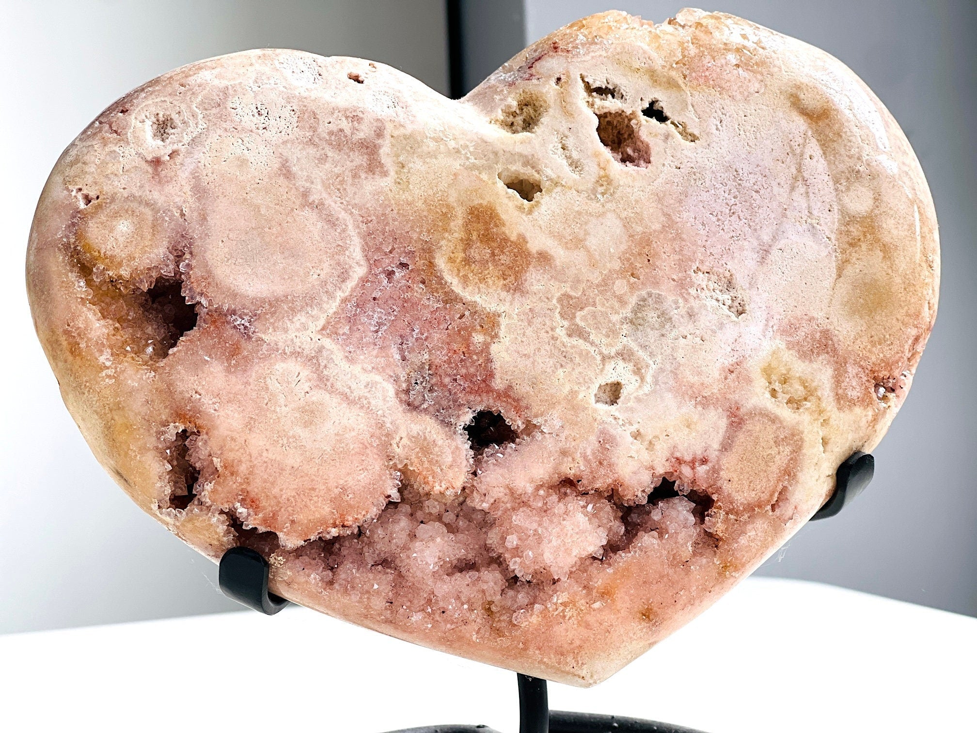 Pink Amethyst , 2kg Pink Amethyst Druzy Heart, Pink Amethyst Heart, Crystal Gift, Healing Crystal, Crystal for home decor - Million Years Crystal