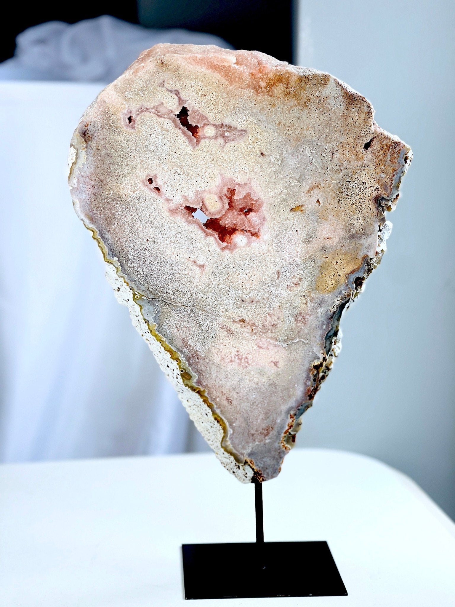 Pink Amethyst, 3.2kg Natural Pink Amethyst with Metal Stand, Pink Amethyst Druzy Slabs, Pink Amethyst Crystal,Crystal Gift,Home decor - Million Years Crystal