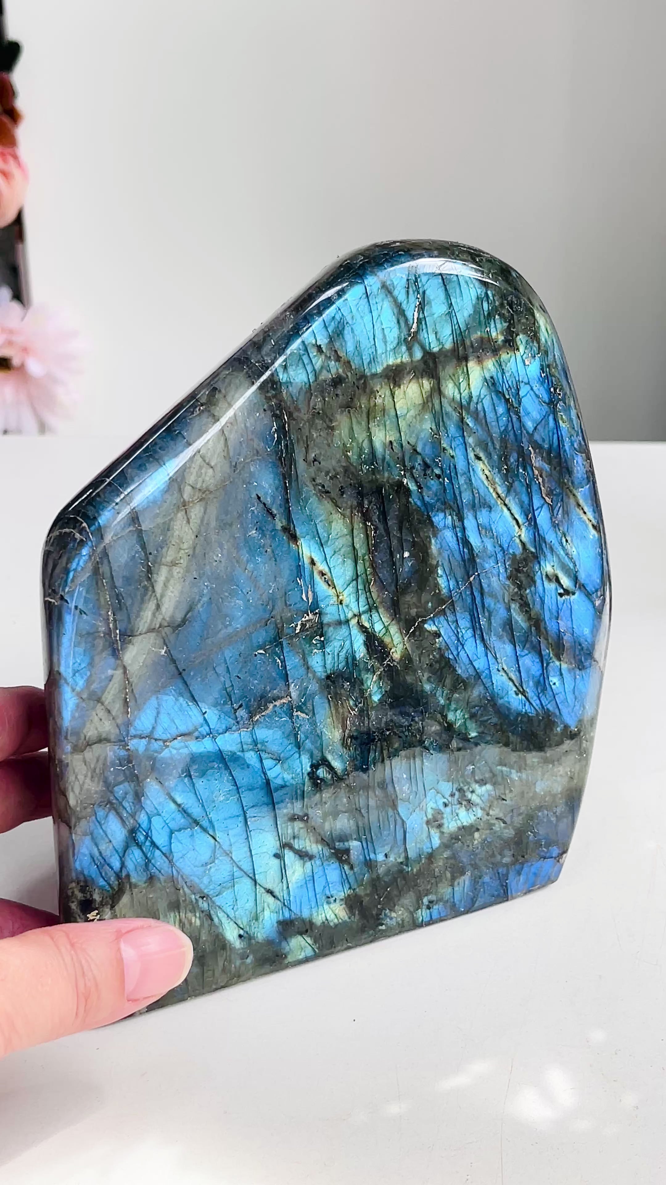 Labradorite Freeform – Flashy Rainbow Crystal