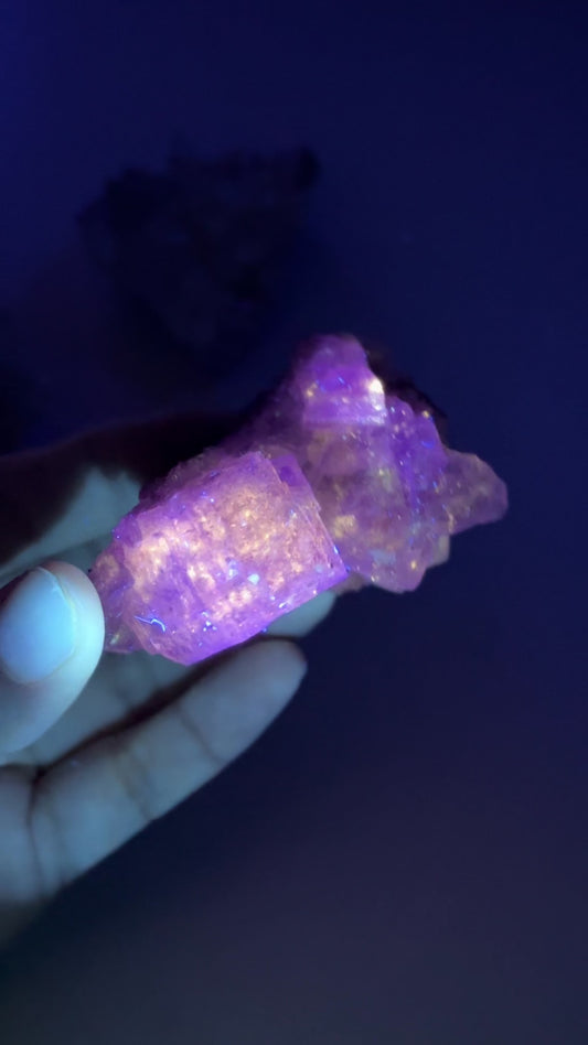 New Find Petroleum Fluorite  134g