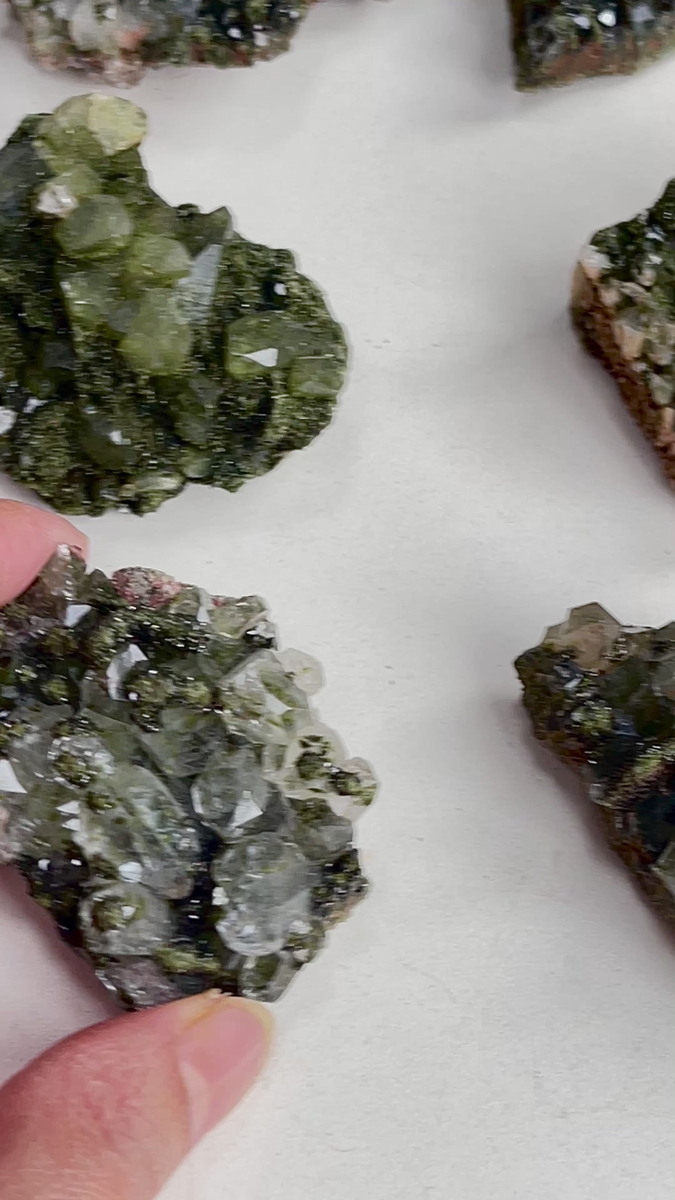 Forest Epidote with Quartz Specimen – Hakkari, Turkey